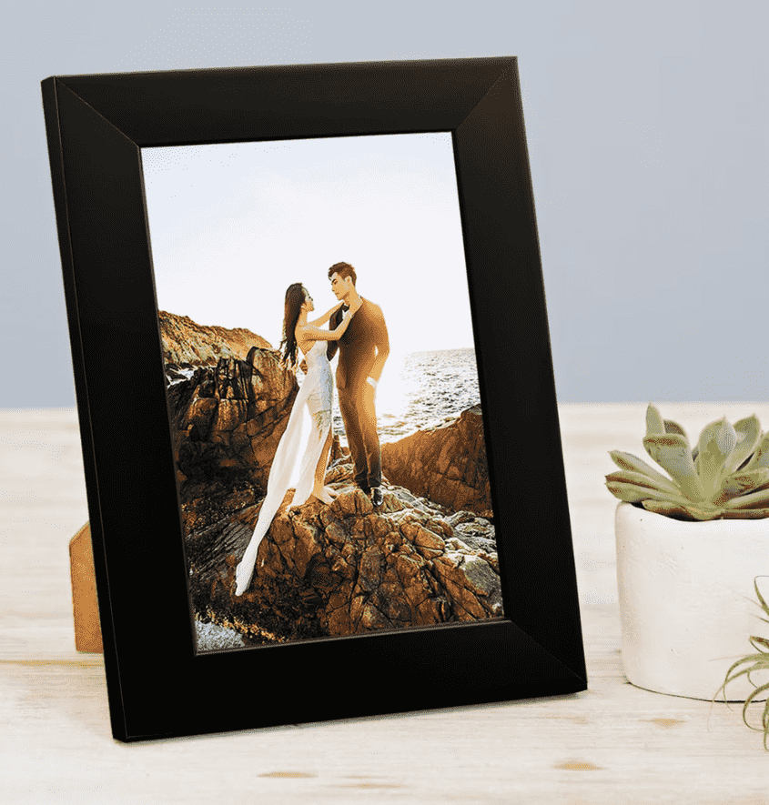 Manufacturer, Exporter, Importer, Supplier, Wholesaler, Retailer, Trader of Synthetic Table Photo Frame in Gurgaon, Haryana, India.